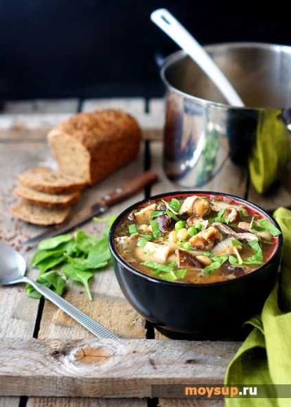 Bableves gombával - recept kezdőknek háziasszonyok