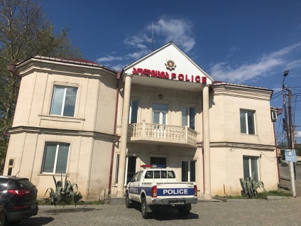 Orașul Kutaisi din Georgia ca propiaritsya pe fleece de aur și cravată cu trecutul criminal, Olga