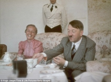 Istoria lumii interioare a lui Hitler în fotografii, Europa de astăzi