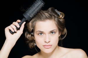 Cum se face hairbrushing - recomandări pentru stil și pieptănare - ziua femeii