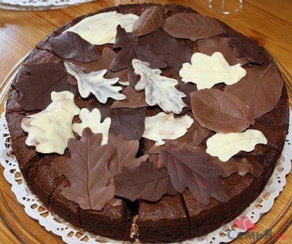 Cum să faci frunze de tort de ciocolată