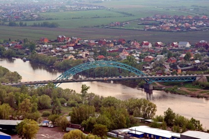 Când construiesc un pod în ciorapi