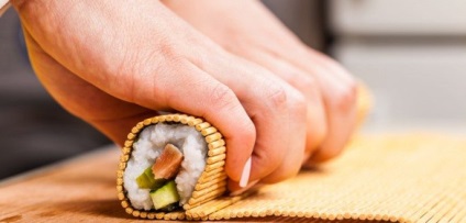 Cursuri de masterat pe sushi pentru o nuntă la Moscova