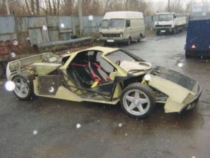 McLaren F1 kezeddel (50 fotó)