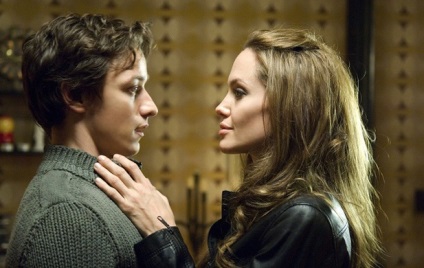 Model, spion, care are 9 filme cu Angelina Jolie