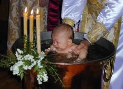 Este posibil să botezăm un copil pe o trinitate