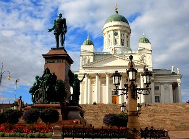 În ceea ce privește reședința permanentă în Finlanda din Rusia uimitoare finlandezii, em