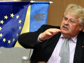 News24ua - Ucraina este trimisă la UE, și deputatul scandalos european al brok - la Timoshenko, știri