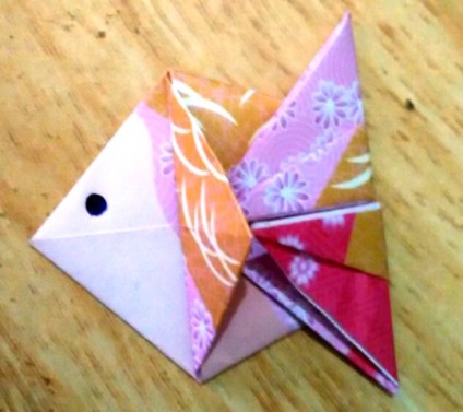 Origami pește pas-cu-pas instrucțiuni pentru copii - instrucțiuni de pește origami pește pas-cu-pas pentru copii