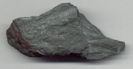 Caracteristici ale mineritului de minereuri feroase, mâna peste metal!