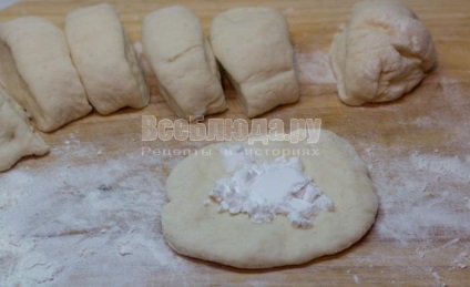 Pite bogyókkal a sütőbe áfonyával és vörös áfonya, lépésről lépésre recept fotók, minden étkezés