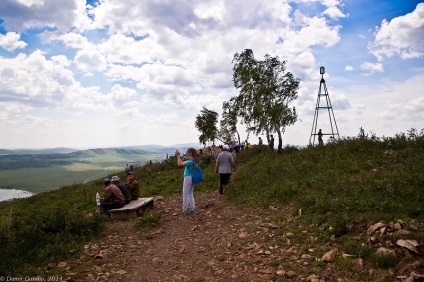 O excursie la muntele Aushtau (austash) (ascensiune), biroul virtual dgtex