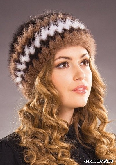 Frizurák a hosszú haj kalap lett királynő a hideg időjárás!