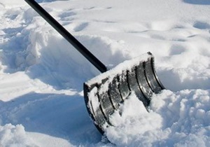 Varietăți de răzuitoare pentru curățarea zăpezii și gheții, în special a aplicării lor