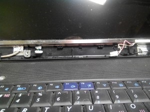 Reparați iluminarea matricei de laptop pentru laptop