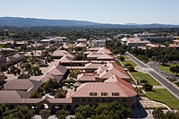 Cât de mult studiază la Stanford