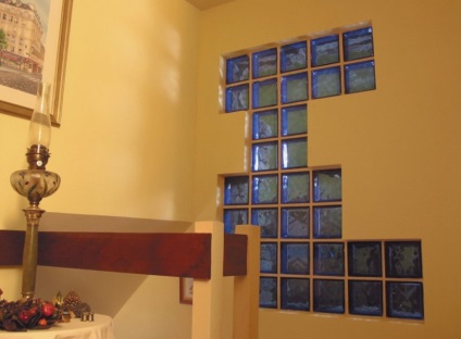Blocuri de sticlă în interiorul apartamentului (22 fotografii), în proiectarea băii, bucătăriei, dormitorului, mobilierului din blocuri de sticlă