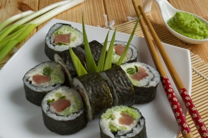 Sushi mac cu pește roșu