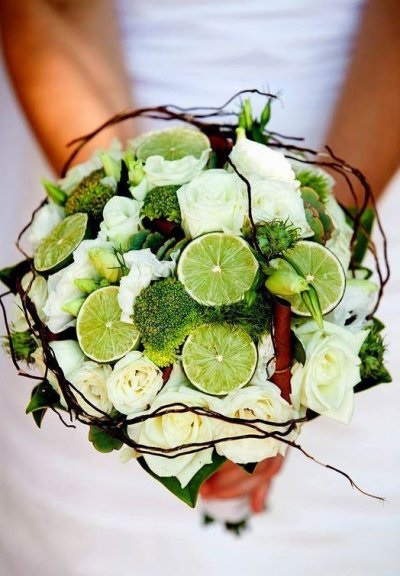 Buchete de nunta cu legume si fructe de padure