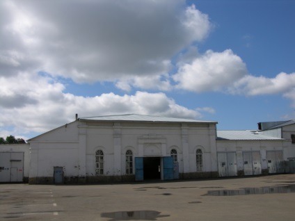 Sfânta Tikhvin Bogoroditsky femeie mănăstire - din celula de arhim