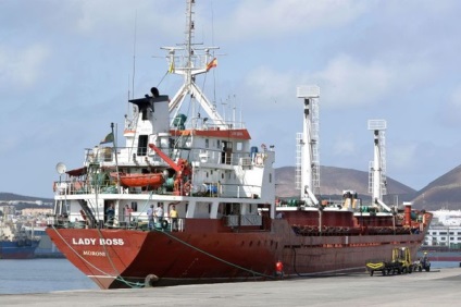 Pe coasta Spaniei, o navă cu tone de hașiș și un echipaj ucrainean a fost reținută