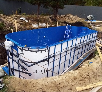 Instalați piscina încălzită cu propriile mâini