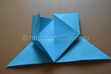 Plicul lui Valentine cu aripi, cum se face o școală de sex feminin de origami Valentine