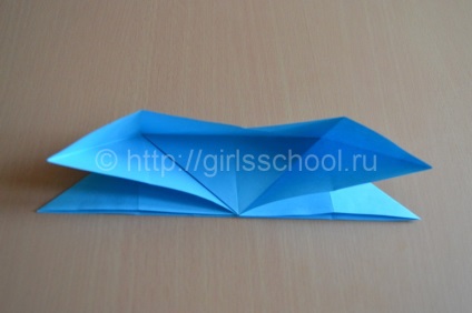 Plicul lui Valentine cu aripi, cum se face o școală de sex feminin de origami Valentine