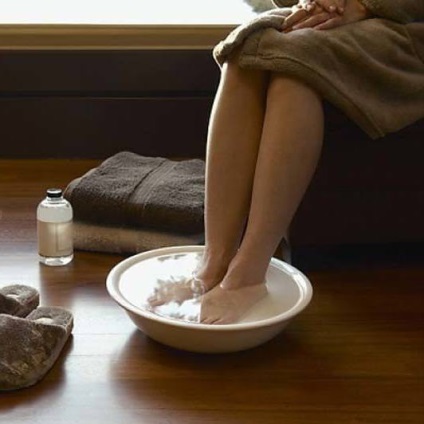 Baie pentru picioare cu recomandări la rece, contraindicații, efect terapeutic