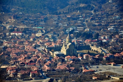 Templul lumânării luminoase a Mtskhetei, catedrala