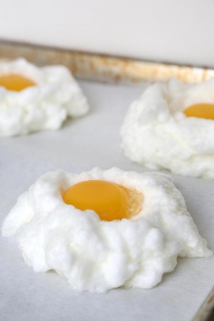 Egg felhők tökéletes recept tojás főzése