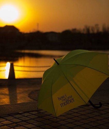 Umbrela galbenă din serie - cum am întâlnit-o pe mama ta