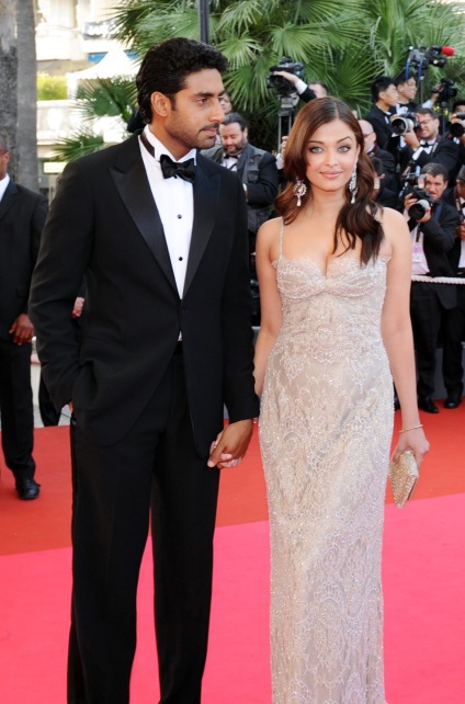 Aishwarya paradise cele mai bune imagini din cannes timp de 15 ani