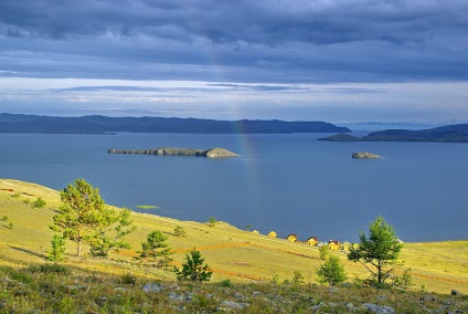 Coasta mării mici, se odihnesc pe Baikal, fan al lui Baikal