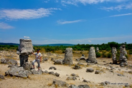 Bulgaria Varna, pietre cioplite, note de călătorie aladzha ptah