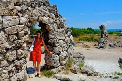 Bulgaria Varna, pietre cioplite, note de călătorie aladzha ptah