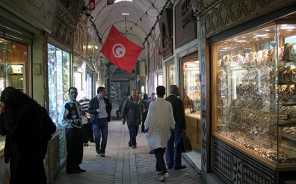 Ce să aduceți din Tunisia 7 suveniruri de idei pentru dvs. și prieteni