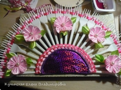 Tsumami Kanzashi - fan de furcă a furcilor