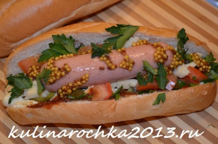 Home hot dog cu cârnați - pregătim delicios, frumos și acasă!