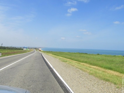 Drumul către Crimeea pe m4 prin Krasnodar și Strâmtoarea Kerci, clubul călătorilor Lukas Tour