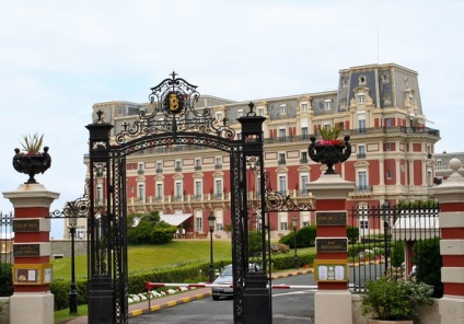 Biarritz Tour - un patrimoniu cultural pe care îl puteți vizita - monumente, muzee, temple, palate și teatre