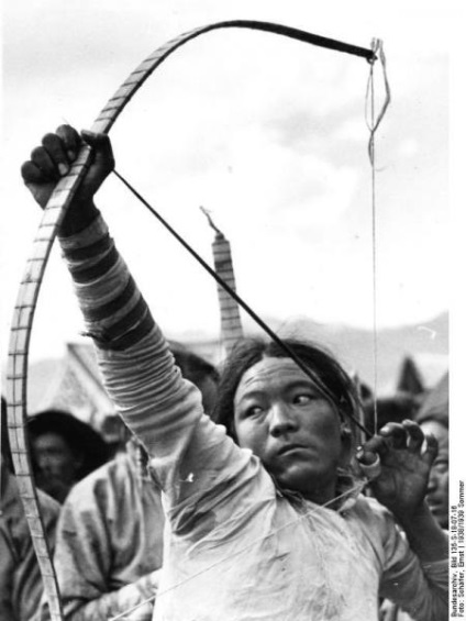 Expedierea în Tibet a celui de-al Treilea Reich, esoterică