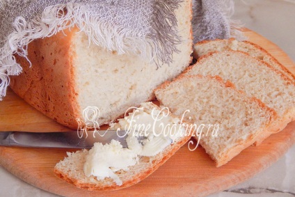 Pâine franceză într-un producător de paine - rețetă cu o fotografie