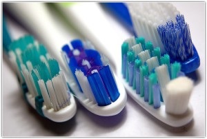Sfaturi de igienă orală, instrucțiuni și fapte dentare profesionale în stomatologie