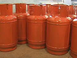 Care gaze în cilindri sunt lichefiate sau naturale
