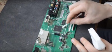 Modificarea procesorului în toshiba TV