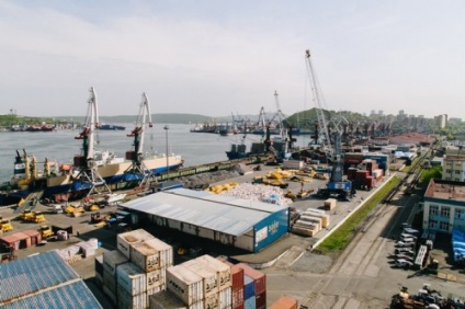 Cum functioneaza Portul maritim comercial Vladivostok