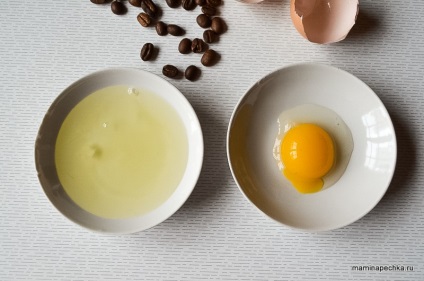 Cum se face cafea cu spuma de ou - fotoreceptor pas cu pas