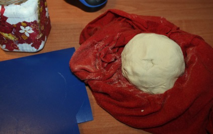 Cum sa faci un cocos din lut - un magnet pe frigider - cum sa faci un cerb de lut - manual
