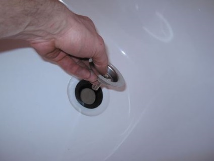 Cum se colectează un sifon pentru o baie, ce instrumente vor fi necesare